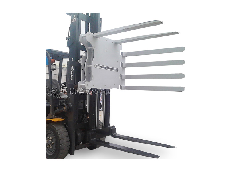 Mobile pallet changer